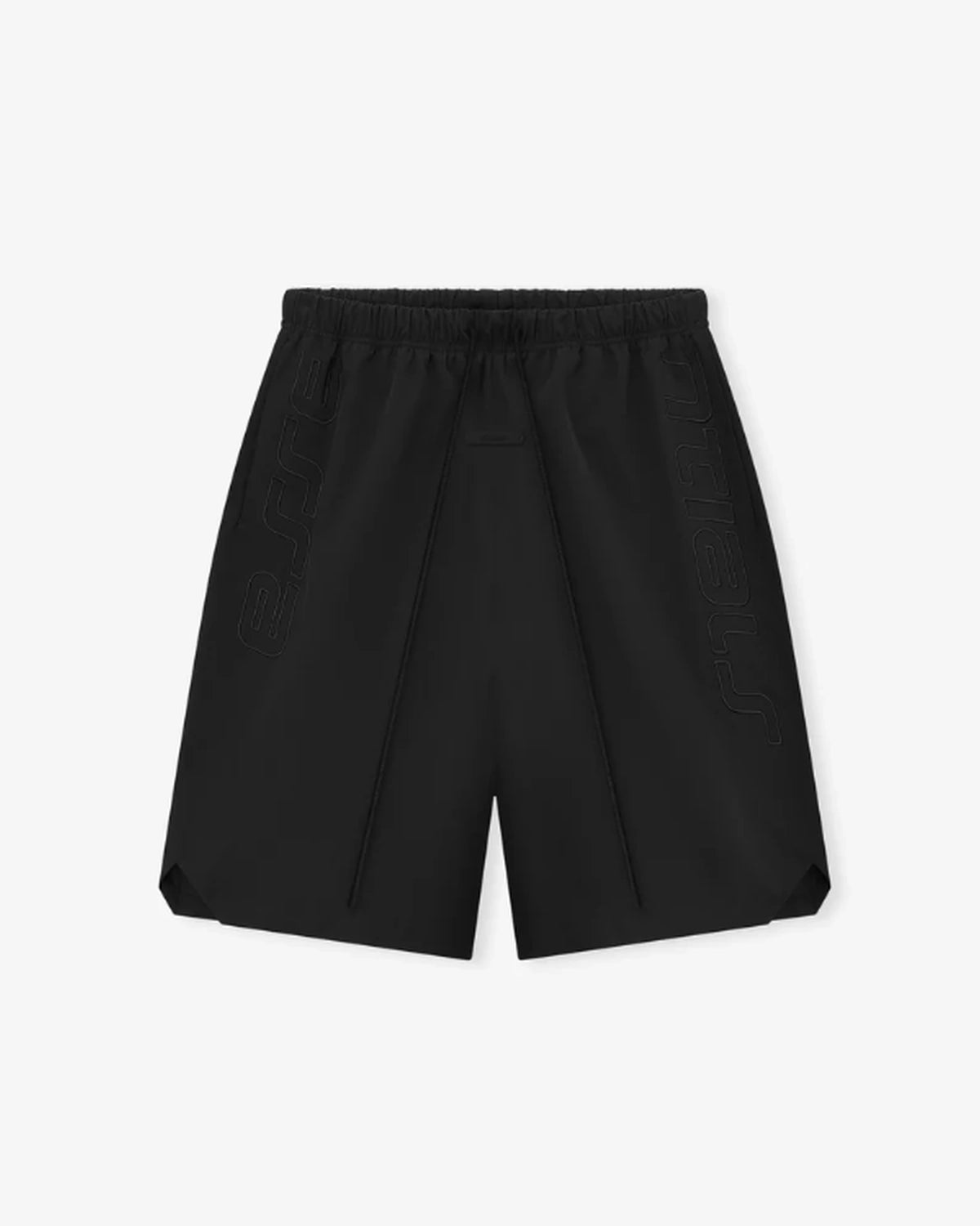 ESSENTIALS の ACTIVE TRACE RELAXED SHORT W/SLIT (160SP264901F)