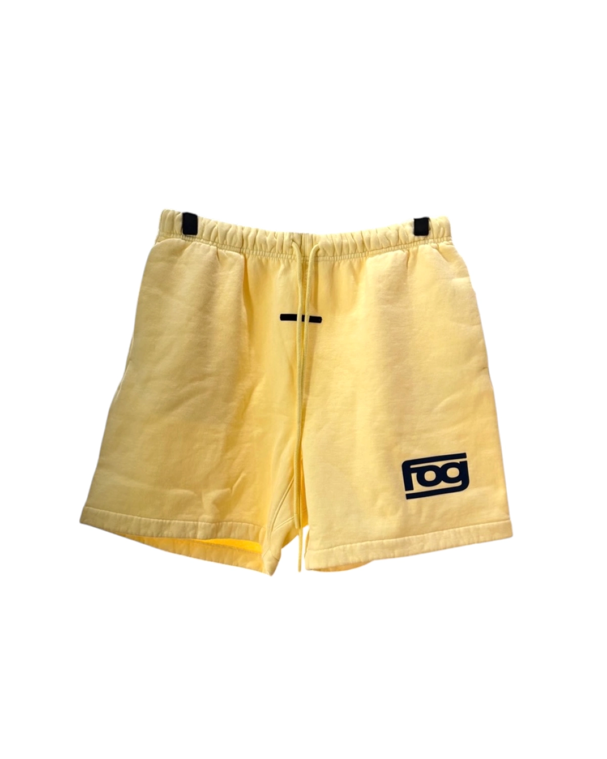 ESSENTIALS の CLASSIC SHORT (RW01626-0294)