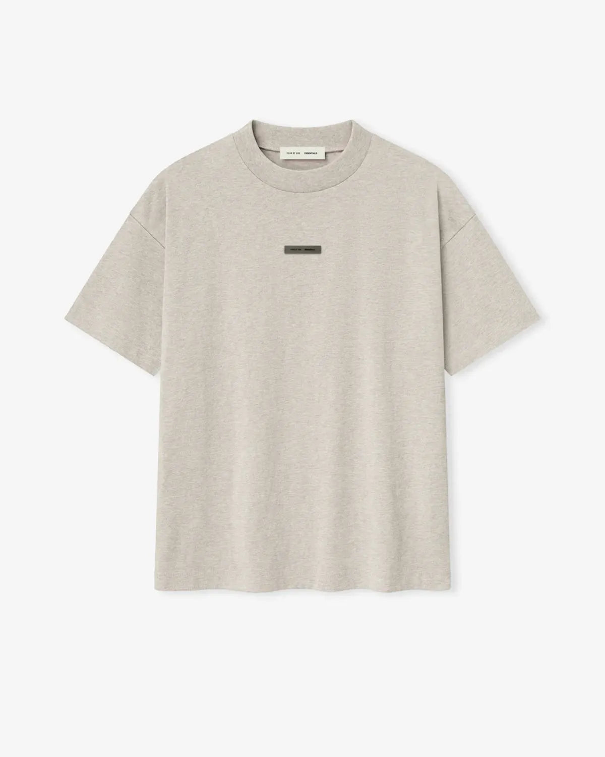 ESSENTIALS Lサイズ ライトグレー新品今月中値引きしてます(7/31) ESSENTIALS Lサイズ ライトグレー新品今月中値引きしてます(7