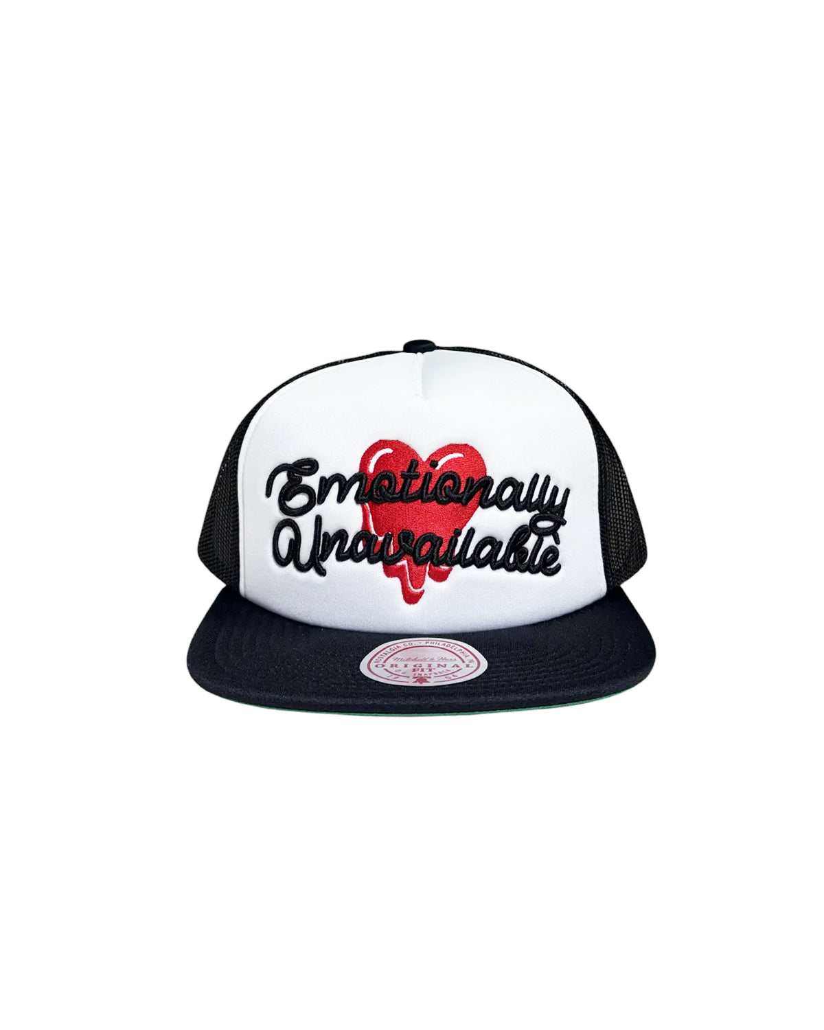 Emotionaly Unavailable  の EU SCRIPT LOGO TRUCKER (EU-HR8-0000-C16)