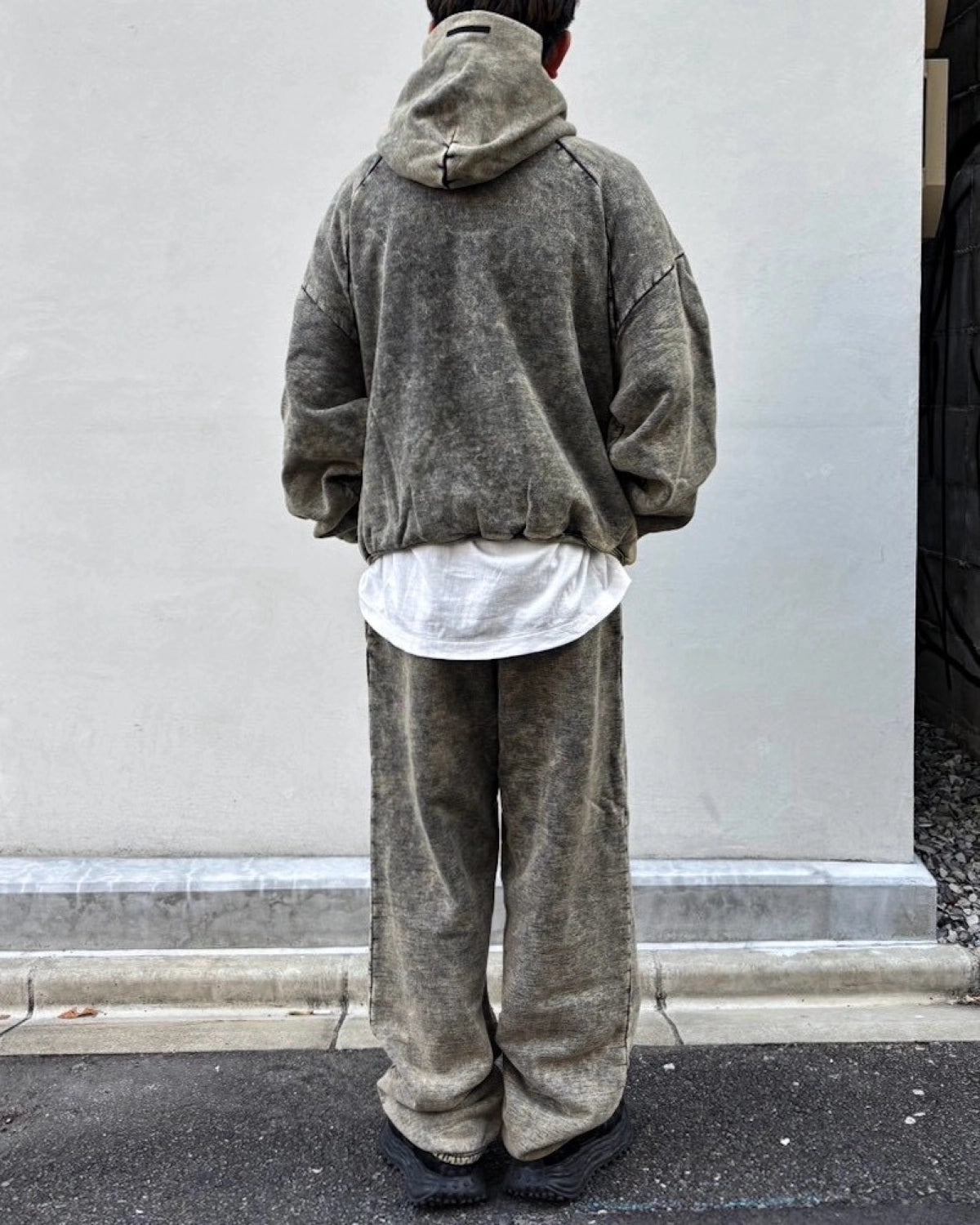 ESSENTIALS / CLASSIC SLOUCHY SWEATPANT (RW01064-0315)