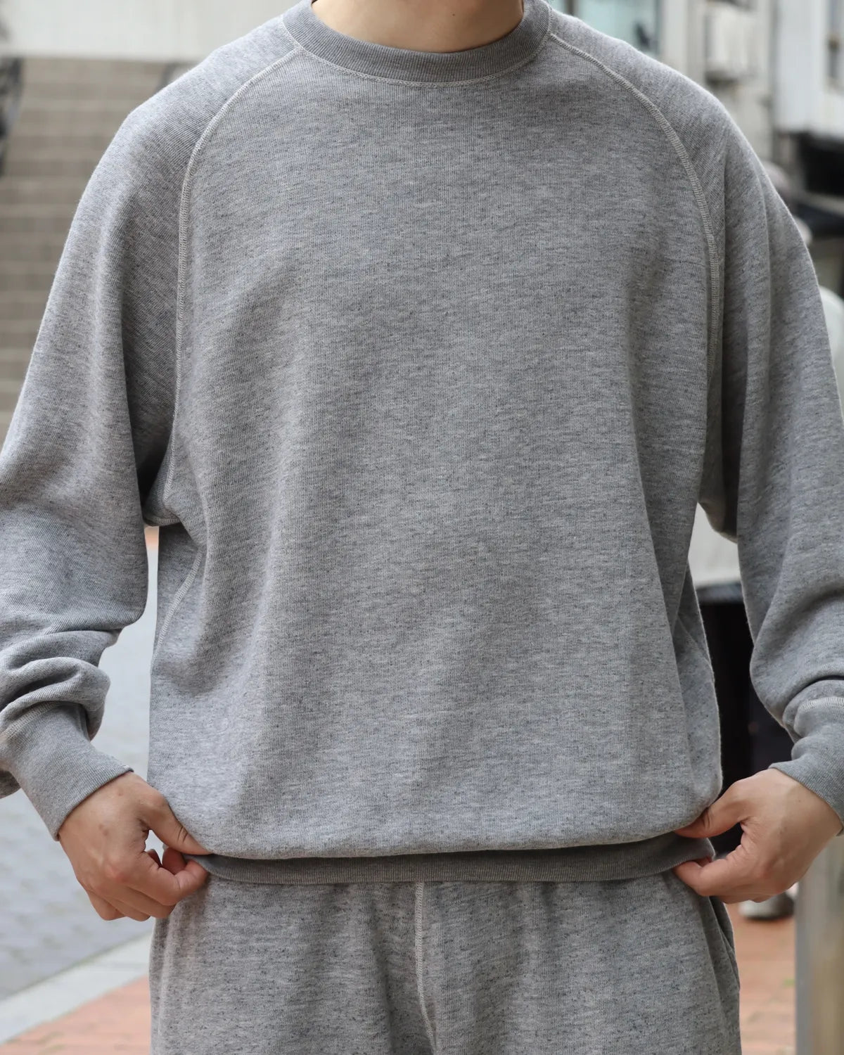 COMOLI / グレー裏毛 クルーネック (D01-05045)