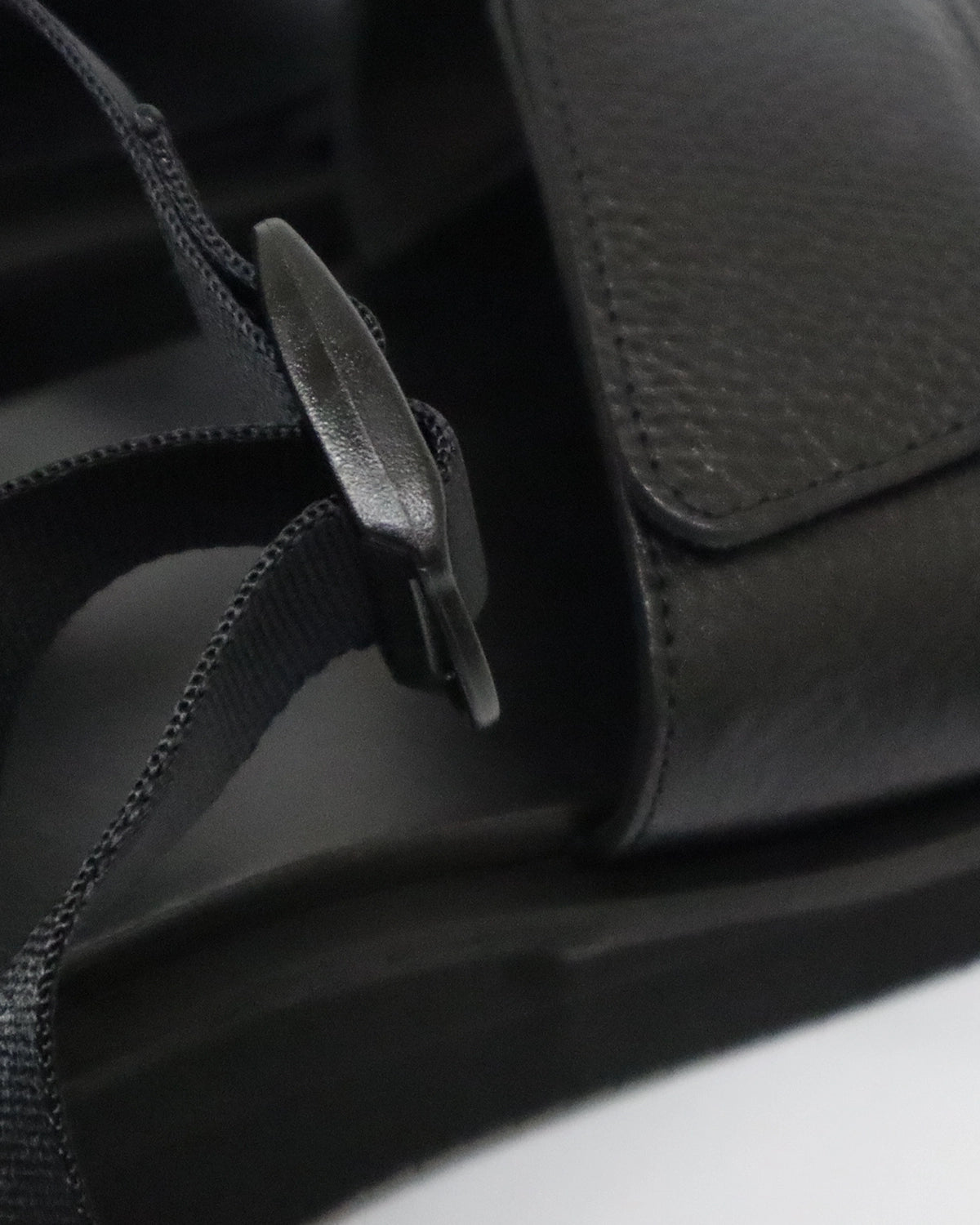 FOOTWORKS / Sandals with Velcro Straps -wide belt- in Grain Leather (F01-0006_M)