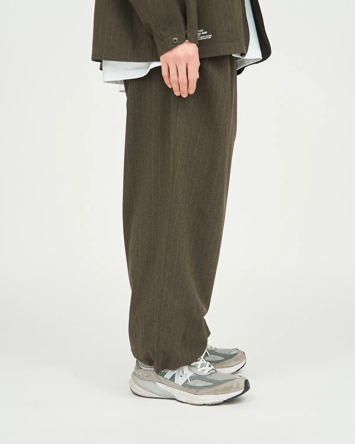 FreshService / DRY TROPICAL WIDE TROUSERS (FSC251-40144)