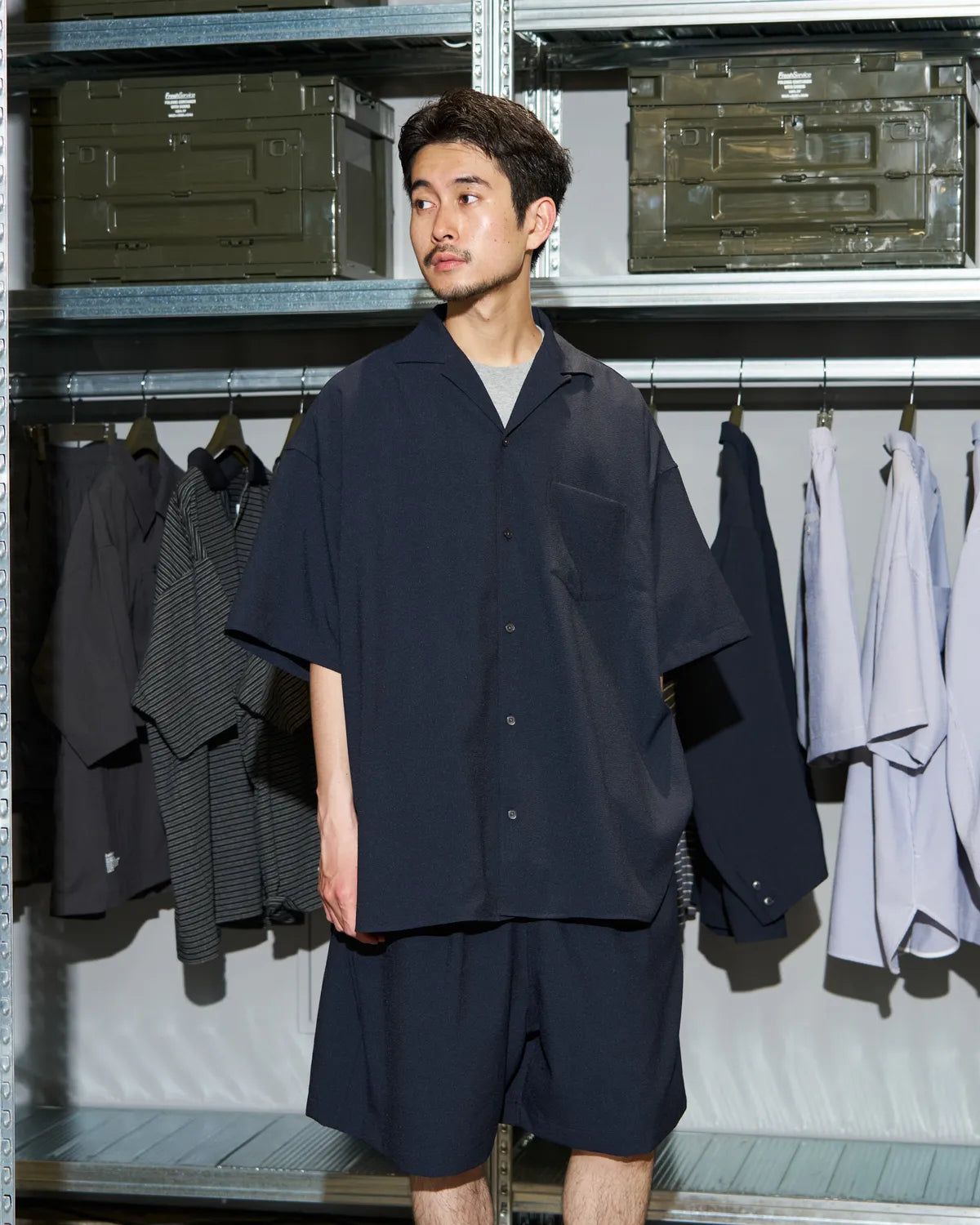 FreshService（フレッシュサービス）/ SEERSUCKER STRIPE OPEN COLLAR