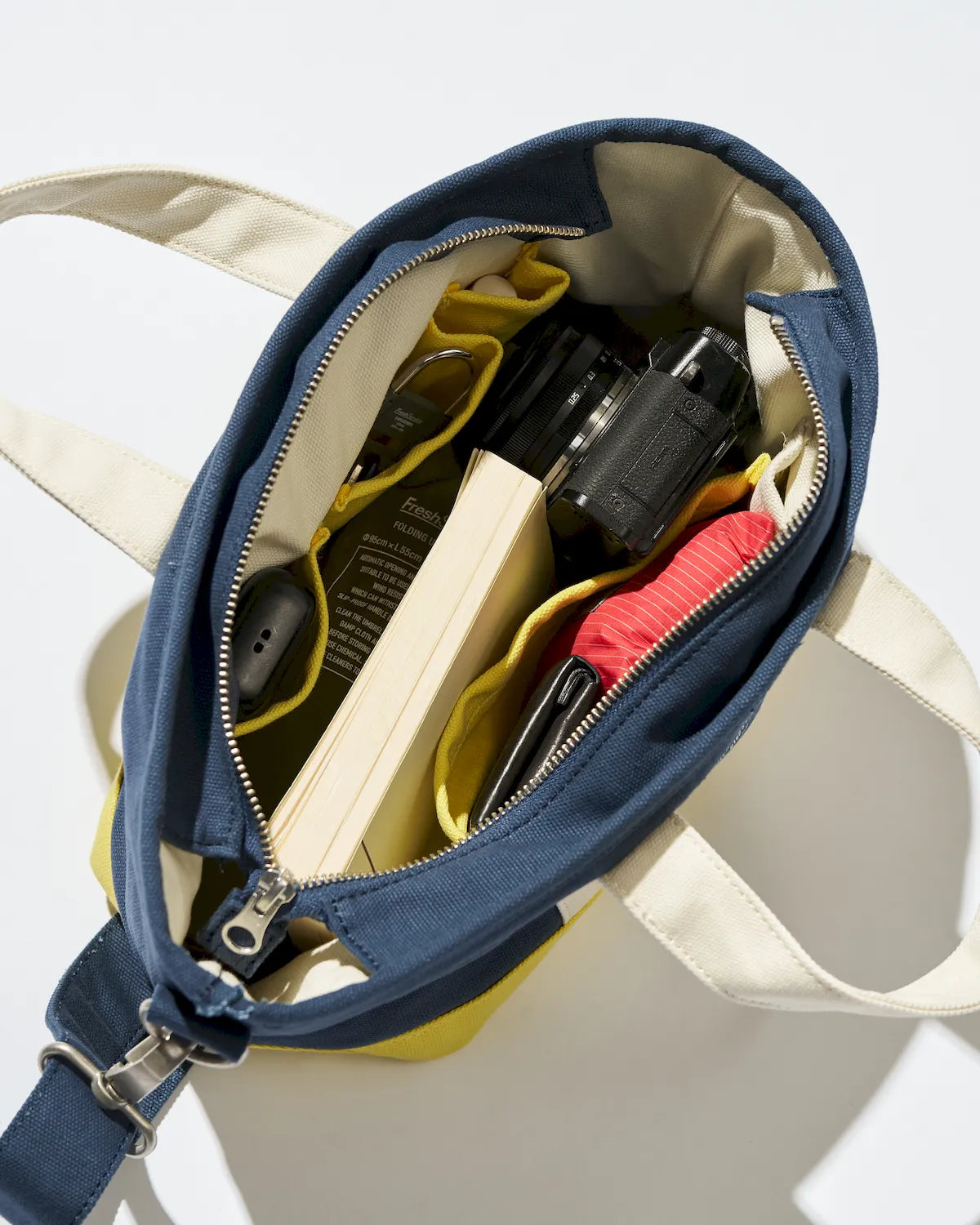 FreshService / UTILITY CANVAS SHOULDER TOTE (FSP263-90058)