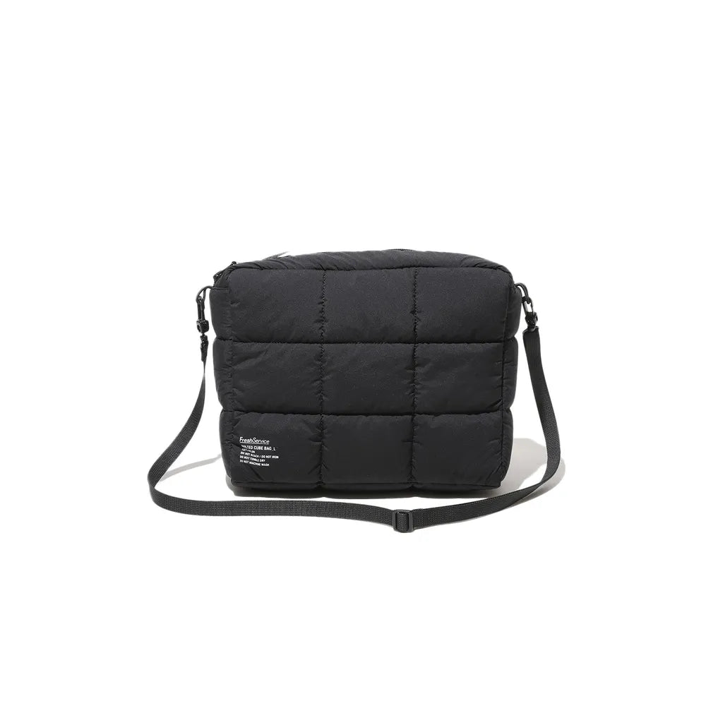 FreshService の QUILTED CUBE BAG_L (FSP243-90115B)