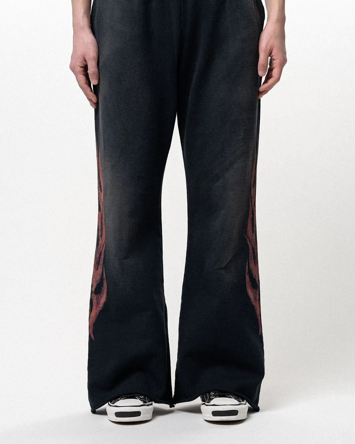 KAMIYA / "CRAYON FLAME" Distressed Bootcut Sweat Pants (G16PT069)