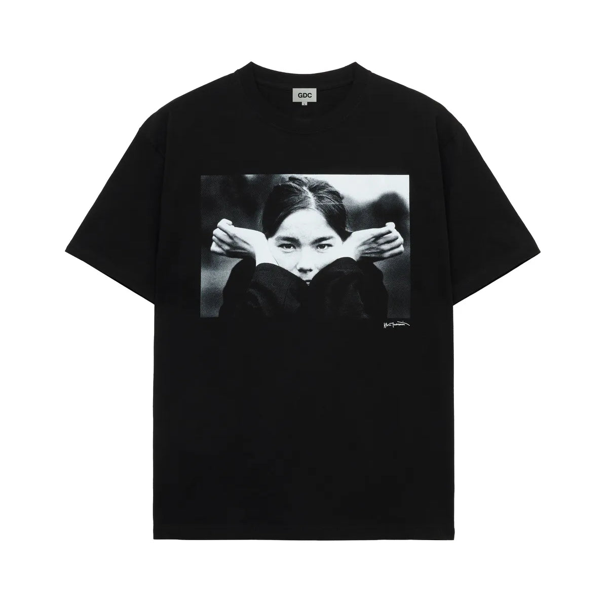 GDC (ジーディーシー) / × Bjork by Kevin Cummins Monochrome Tee