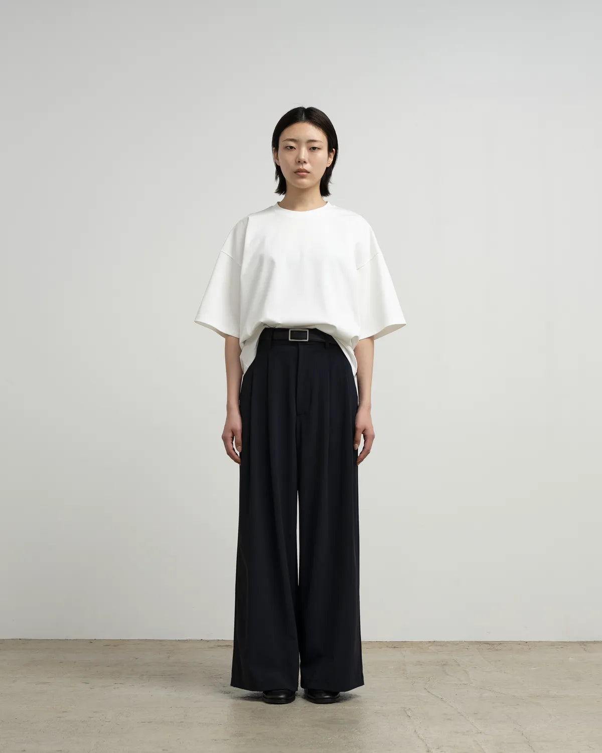 Graphpaper (グラフペーパー) / Flex Tricot Two Tuck Wide Pants