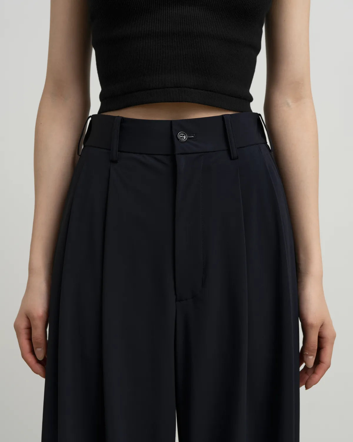 Graphpaper (グラフペーパー) / Flex Tricot Two Tuck Wide Pants