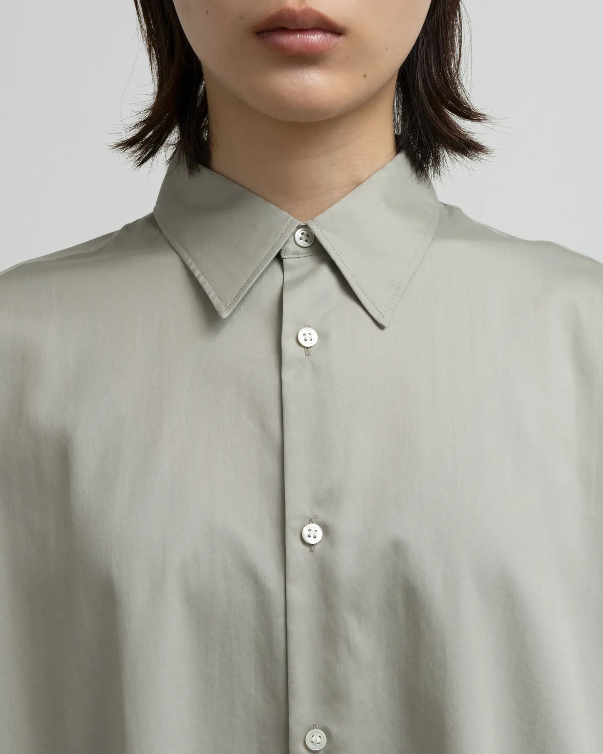 Graphpaper / Silicon Poplin Deep Slit Regular Collar Shirt (GL263-50198)