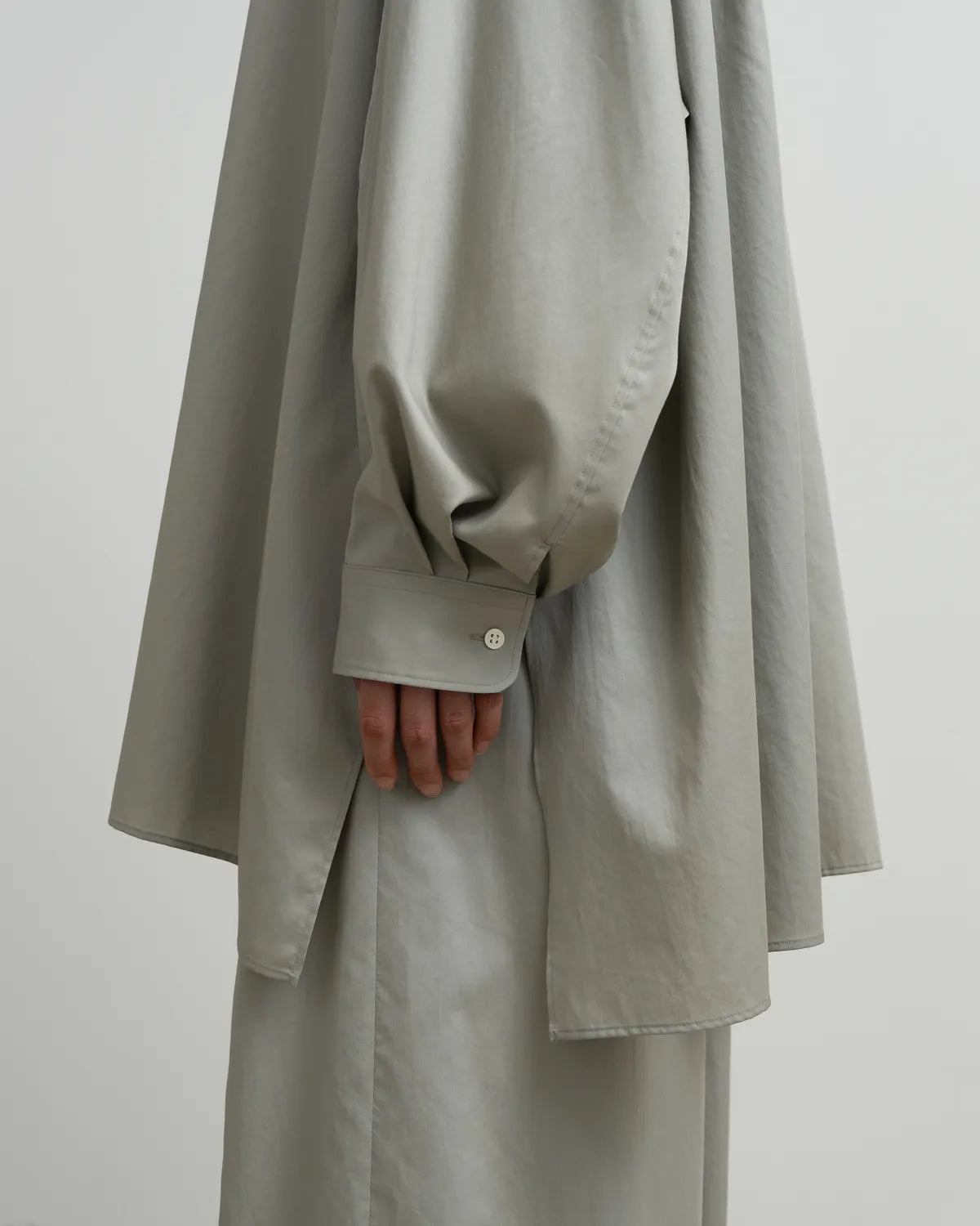 Graphpaper / Silicon Poplin Deep Slit Regular Collar Shirt (GL263-50198)