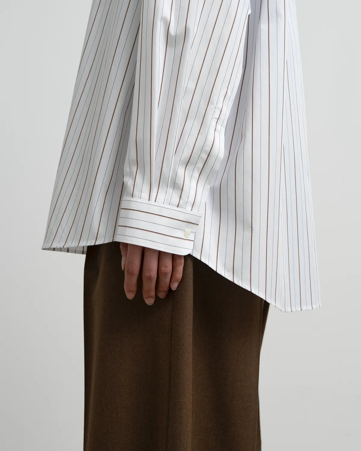 Graphpaper / SIDOGRAS Brown Stripe Oversized Regular Collar Shirt (GL263-50347)
