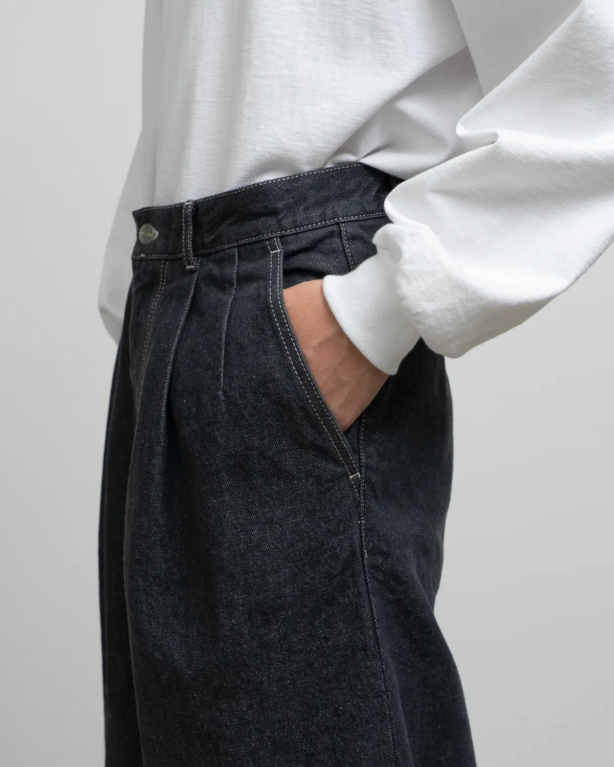 Graphpaper（グラフペーパー） / Gray Tone Cone Denim Two Tuck