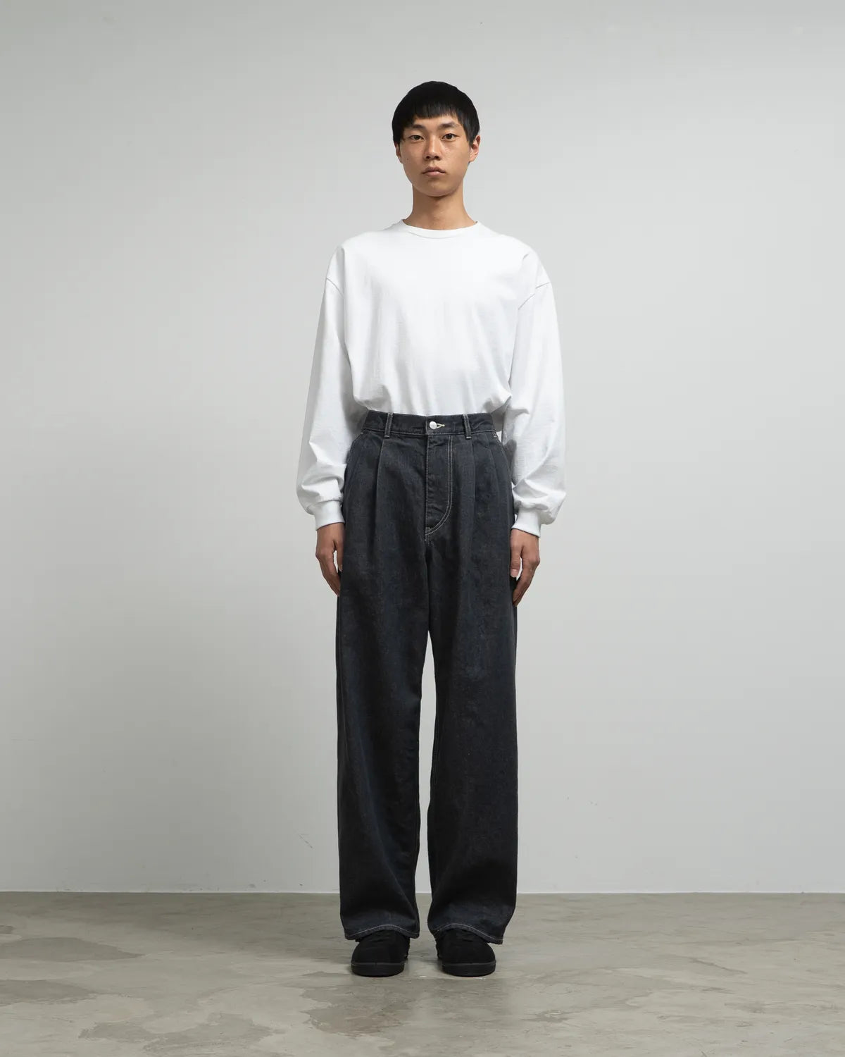 Graphpaper Gray Tone Cone Denim Two Tuck Graphpaper Gray Tone Cone Denim Two Tuck