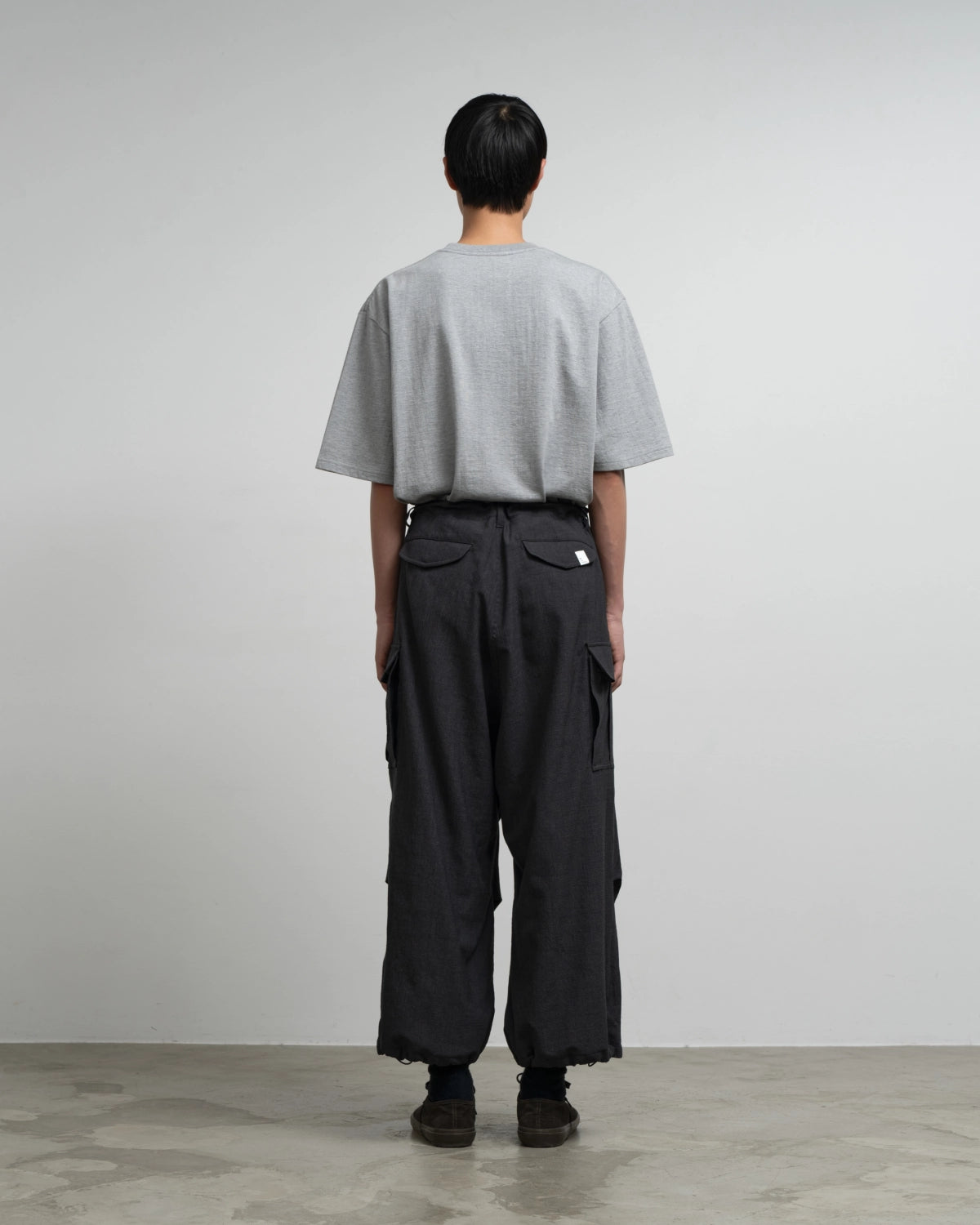 Graphpaper Re: (※Graphpaper NAGOYA EXCLUSIVE) / Grain Wool Military Cargo Cropped Pants (GM262-40701N)