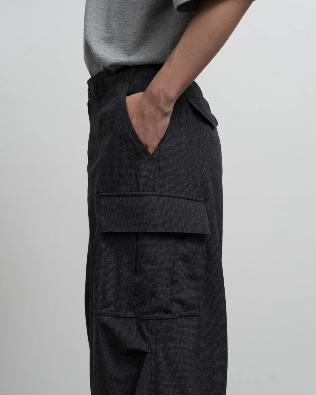 Graphpaper Re: (※Graphpaper NAGOYA EXCLUSIVE) / Grain Wool Military Cargo Cropped Pants (GM262-40701N)
