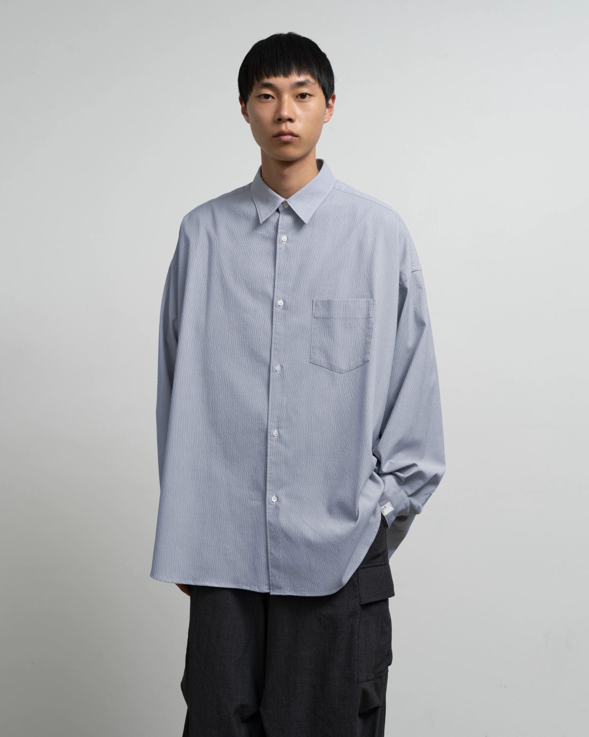 Graphpaper Re: (※Graphpaper NAGOYA EXCLUSIVE) / Hair Line Sucker Stripe L/S Oversized Regular Collor Shirts (GM262-50702N)