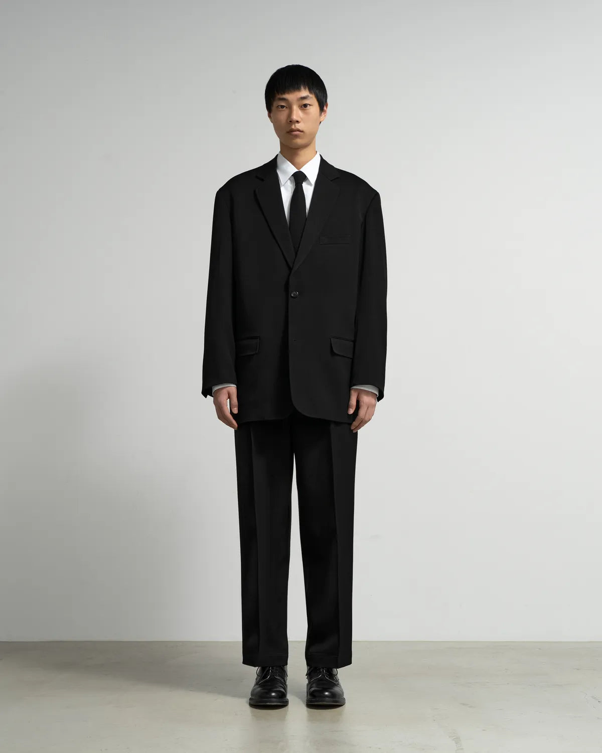 Graphpaper / Wool Doeskin Wide Tapered Slacks (GM263-40221B)