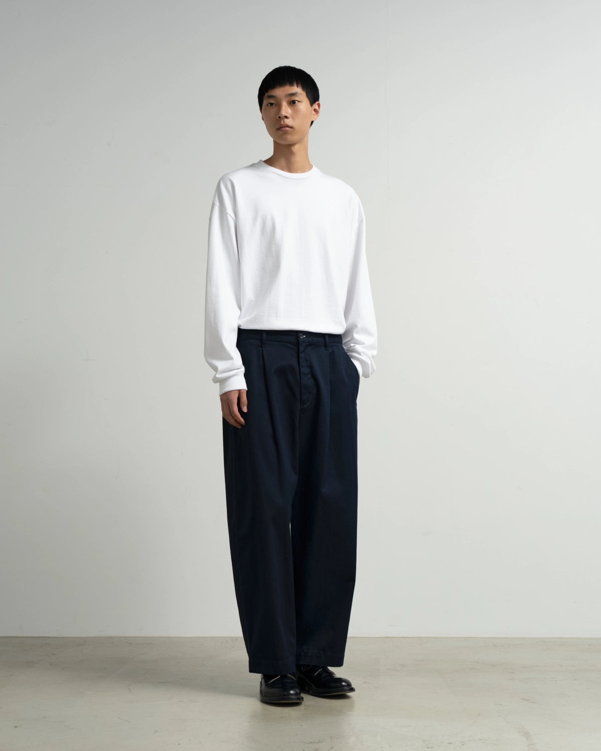 Graphpaper / Westpoint Chino Wide Tapered Trousers (GM263-40166B)