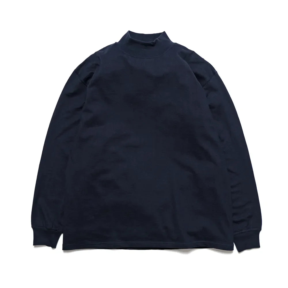 Graphpaper の L/S Mock Neck Tee (GU243-70109B)