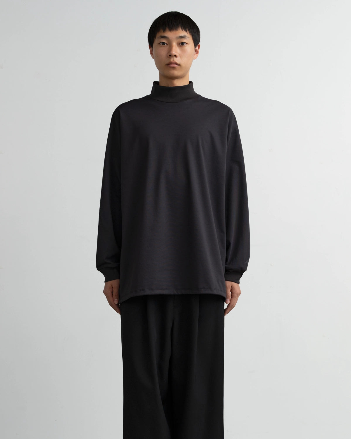 Graphpaper × DESCENTE / DESCENTE for Graphpaper L/S Mock Neck Tee (DU263-70002)