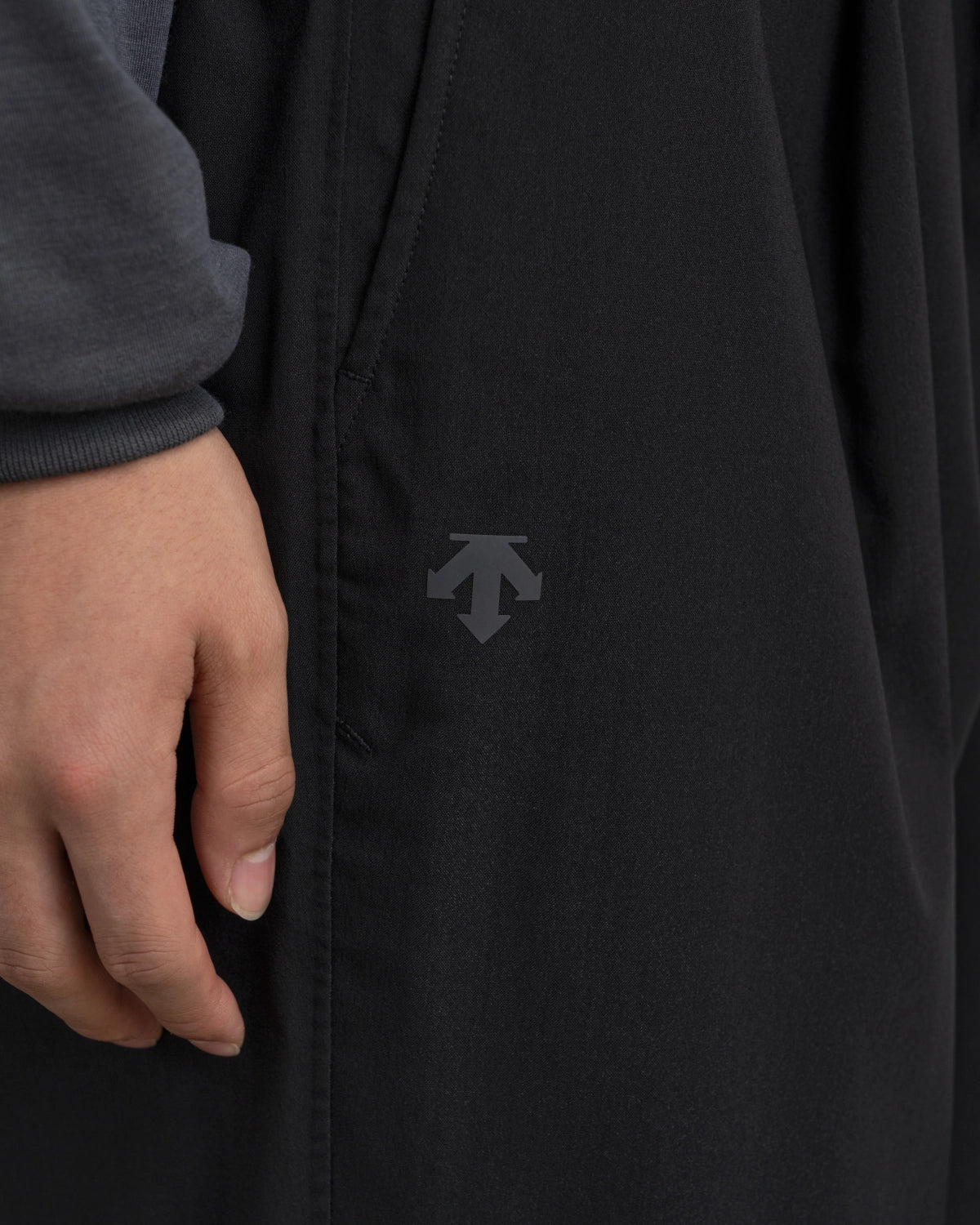 Graphpaper × DESCENTE / DESCENTE for Graphpaper Wide Tapered Trousers (DU263-40001)
