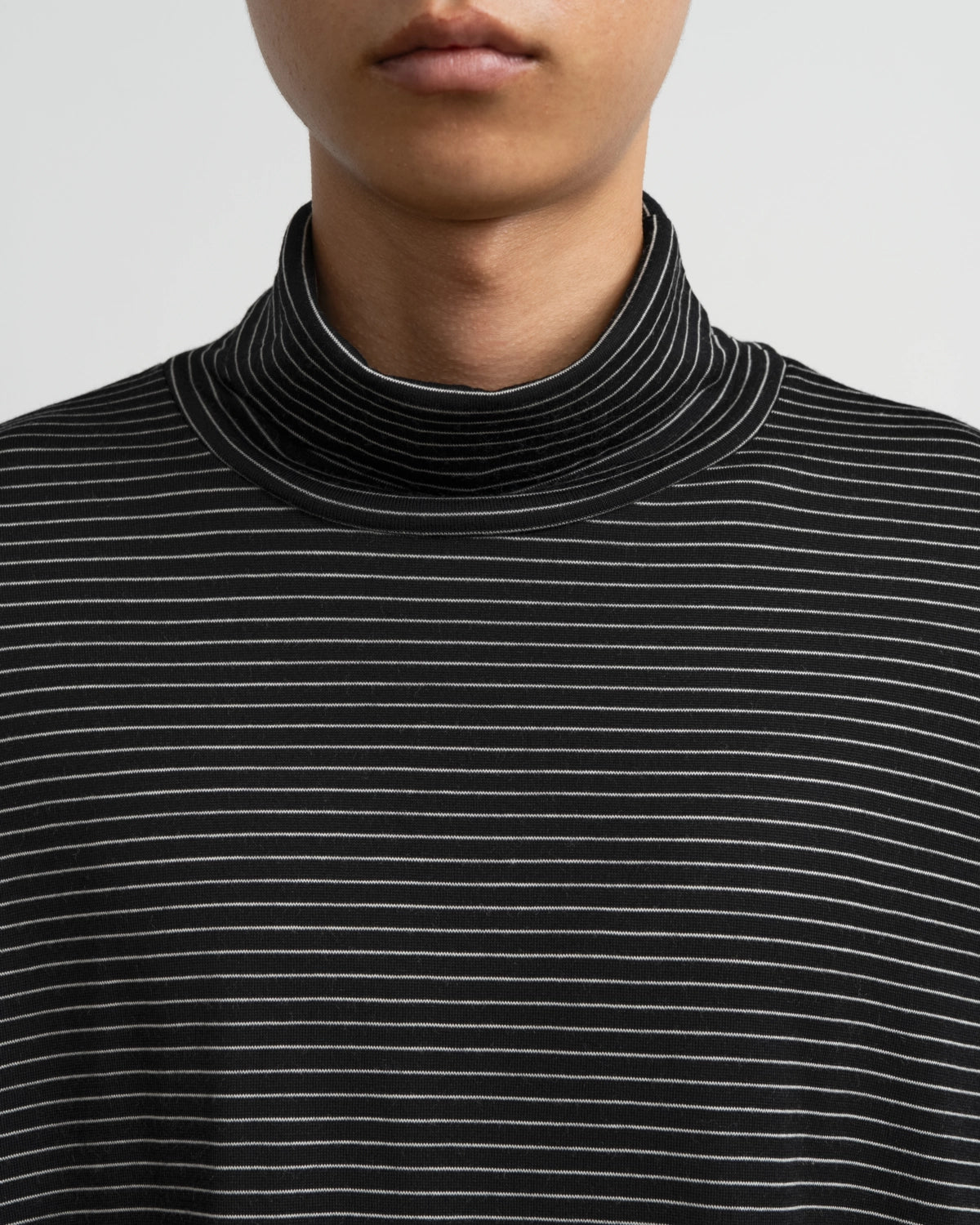 Graphpaper / Fine Wool Border L/S Turtle Neck Tee (GU263-70159B)