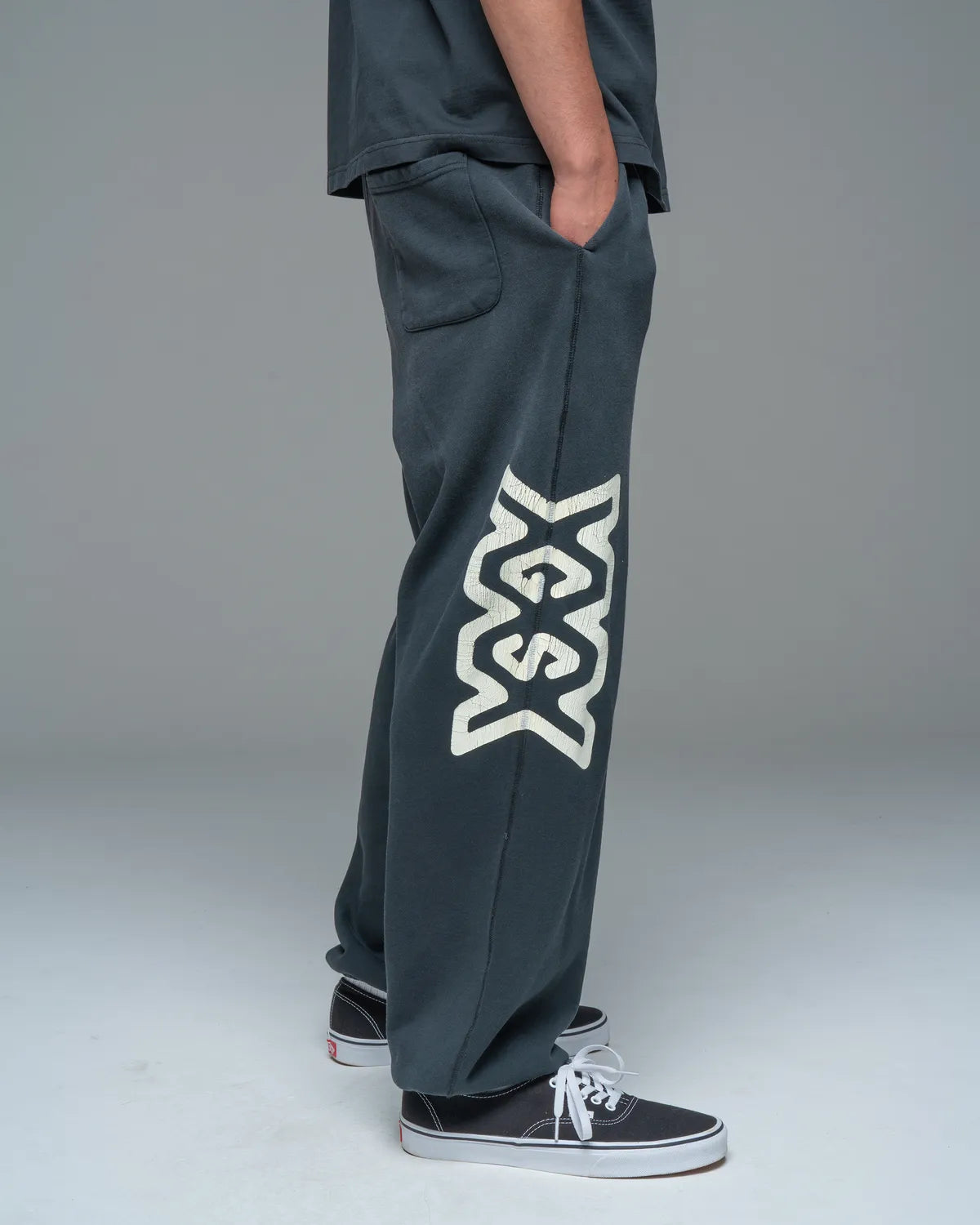 GOD SELECTION XXX / GSX EQUIPMENT GSX Logo Sweatpants (GSX-S26-CS-03)