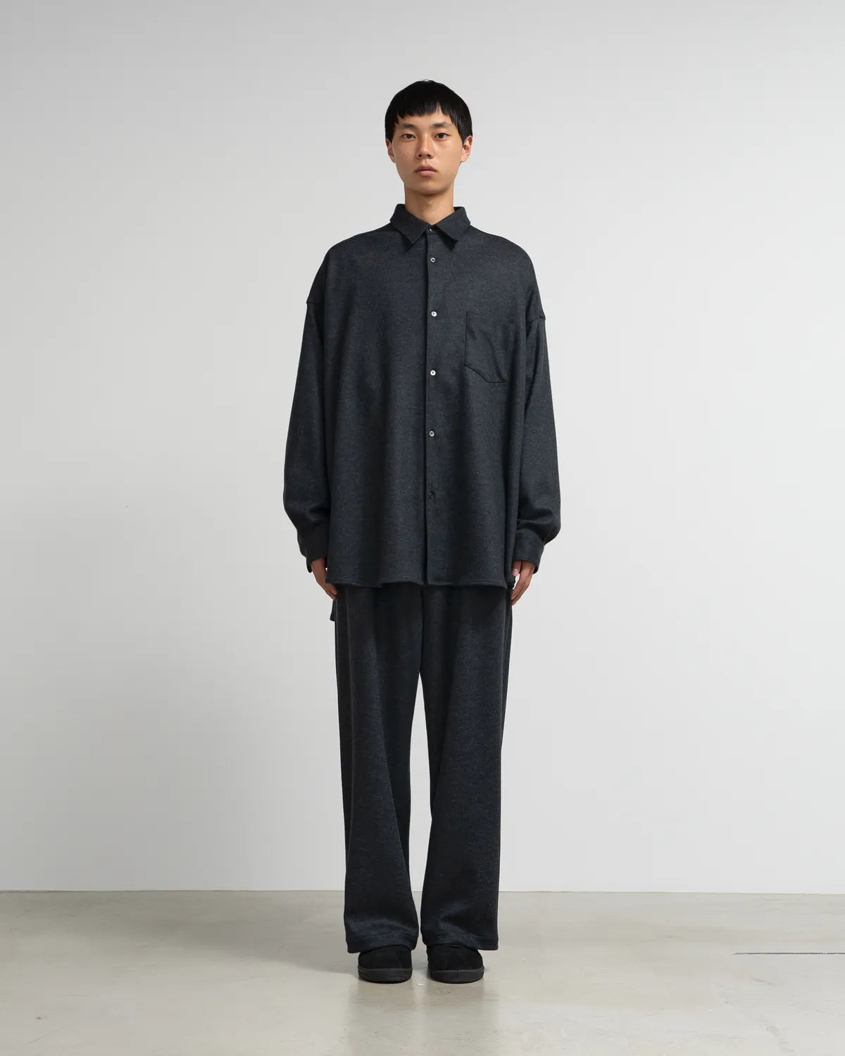 Graphpaper / Wool Smooth Flannel Easy Wide Pants (GU263-40523B)