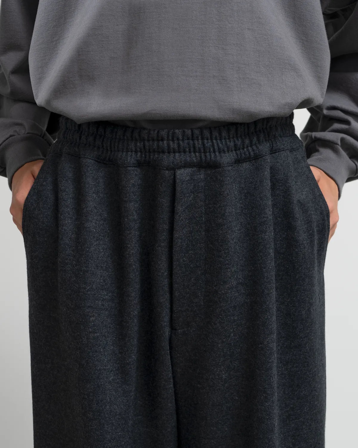 Graphpaper / Wool Smooth Flannel Easy Wide Pants (GU263-40523B)