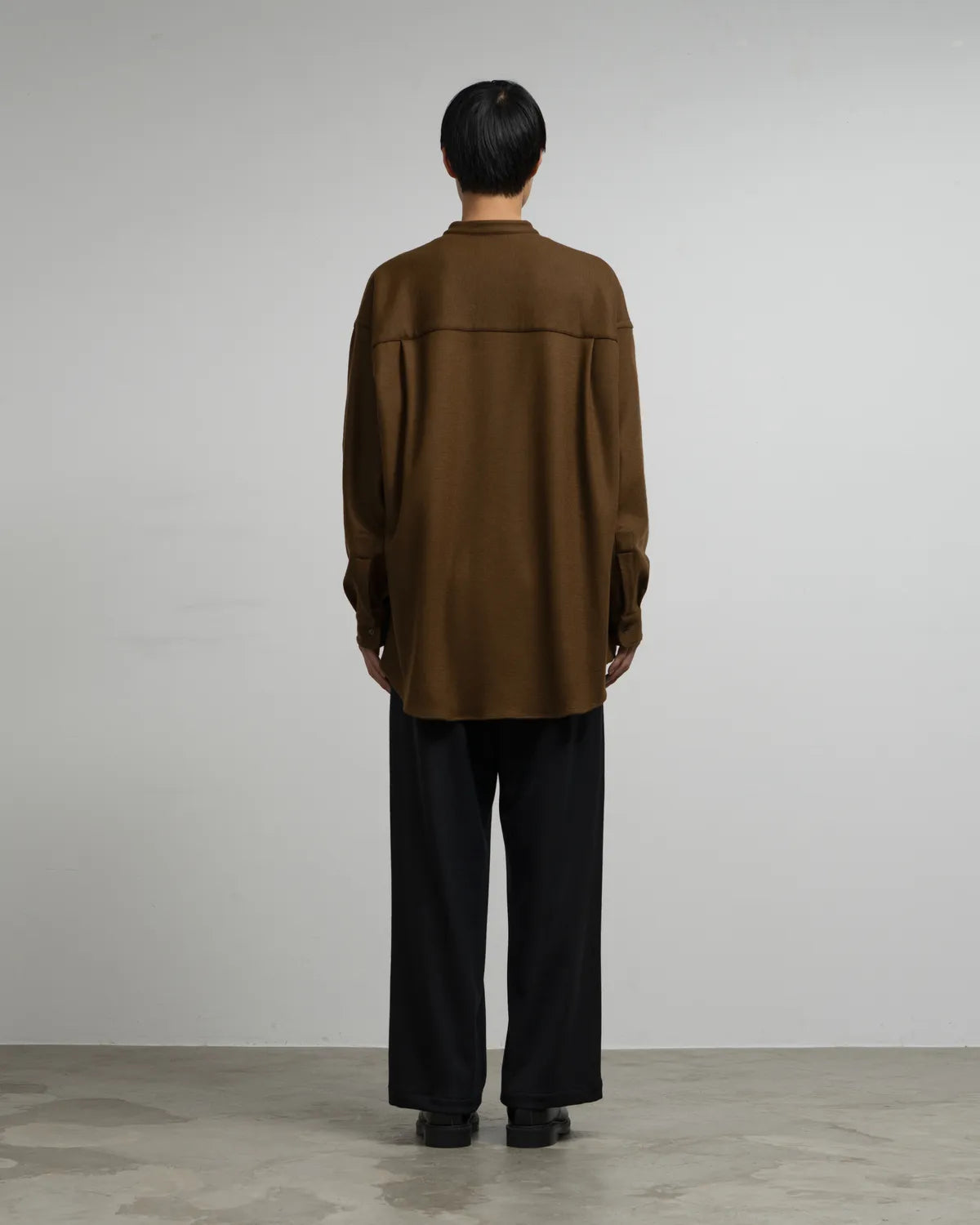 Graphpaper / Wool Smooth Flannel Oversized Band Collar Shirt (GU263-50522B)