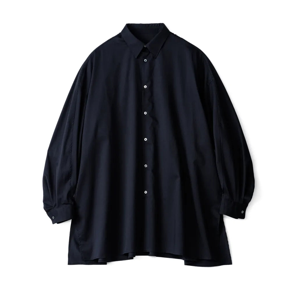 Graphpaper の Silicon Poplin Deep Slit Regular Collar Shirt (GL243-50148)