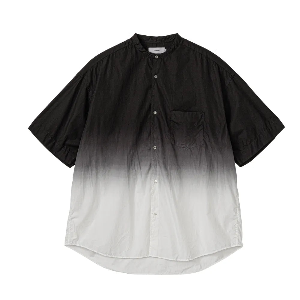 Graphpaper の Broad S/S Oversized Band Collar Shirt (GM241-50004C)