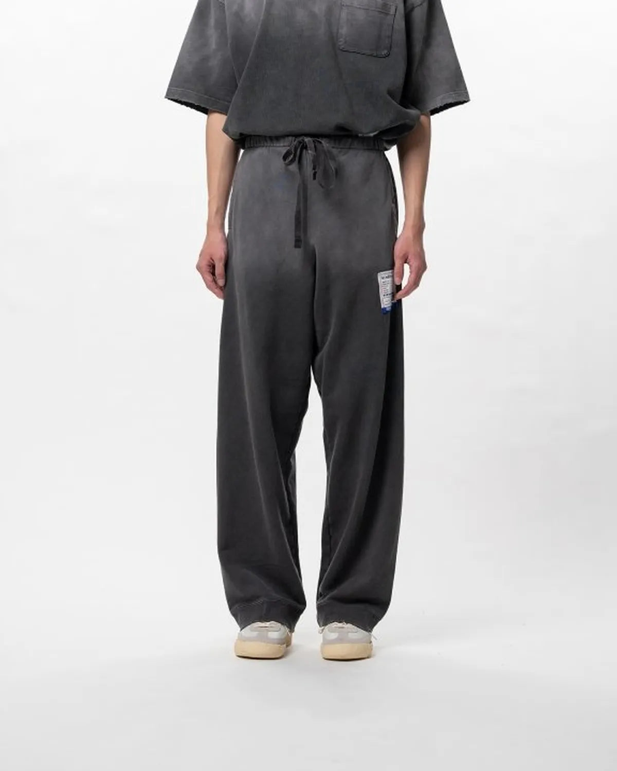 Maison MIHARA YASUHIRO in・stru(men-tal). / Sun Faded Like Distressed Sweat Pants (I16PT562)