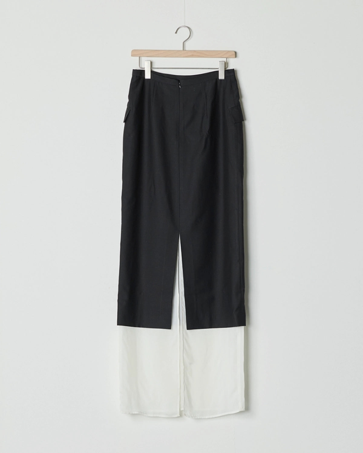 IHNN / Double-Layered Skirt (ID26S-SK05)