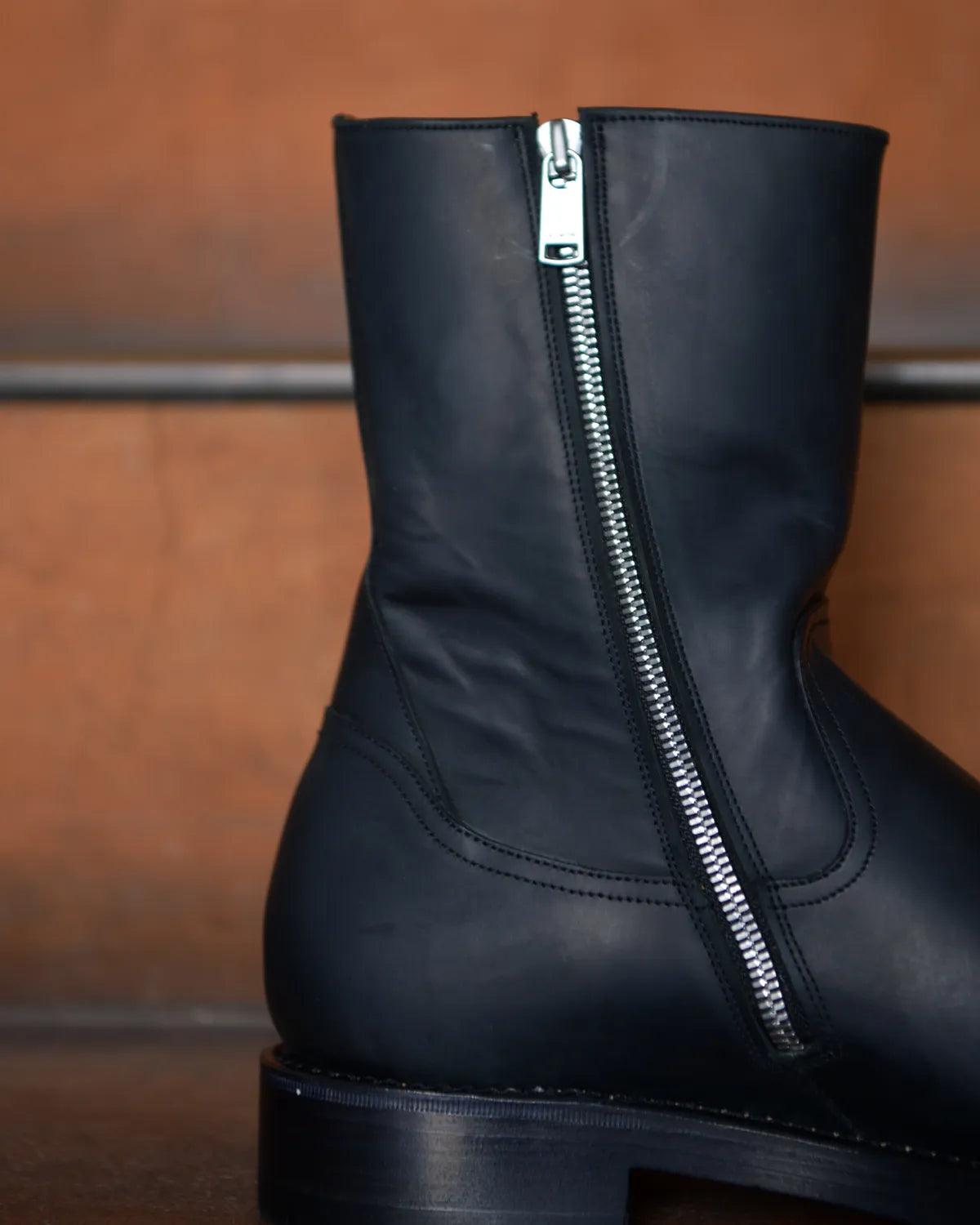 NONNATIVE（ノンネイティブ）/ WORKER ZIP UP BOOTS COW LEATHER
