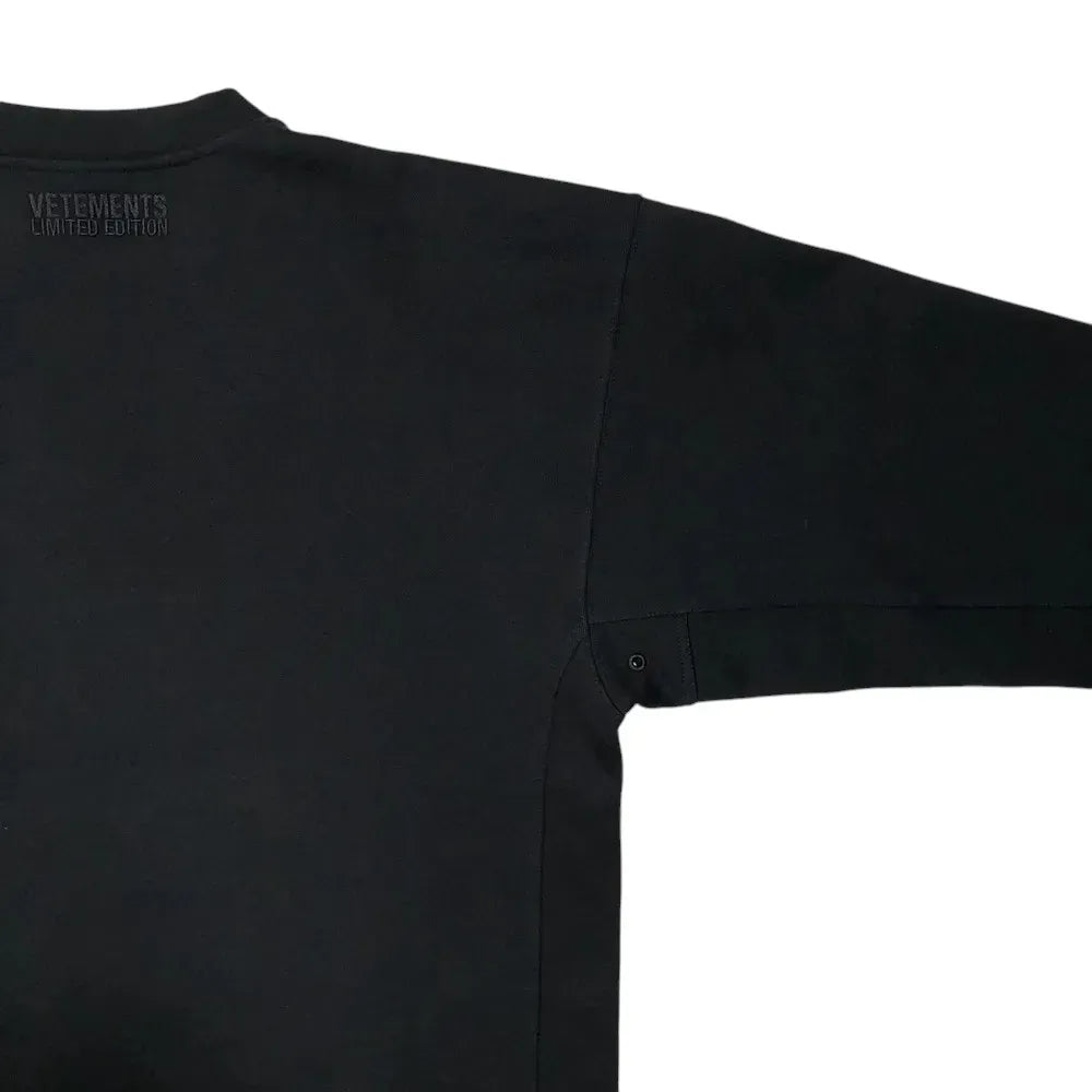 VETEMENTS / OVAL LOGO CROPPED CREWNECK (UA66CW600BB1302)