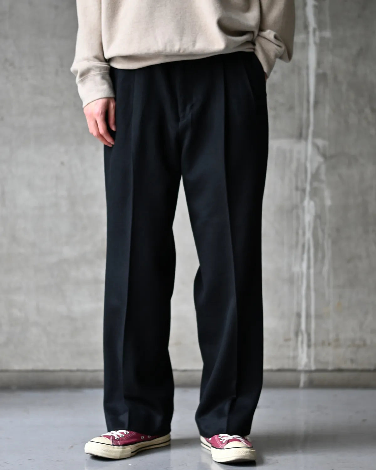 MARKAWARE / Double Pleated Straight Trousers (A26D01PT02C)