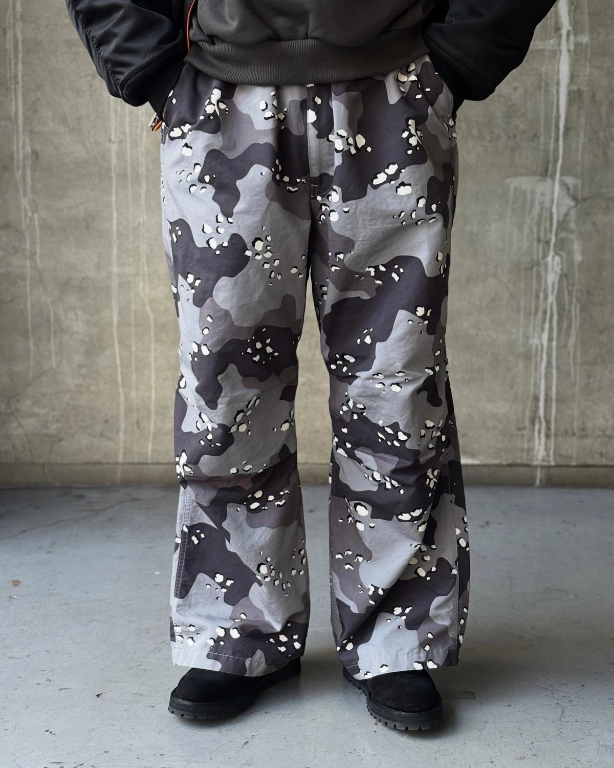 COOTIE PRODUCTIONS® / Camouflage Utility Wide Easy Pants (CTE-25A119)