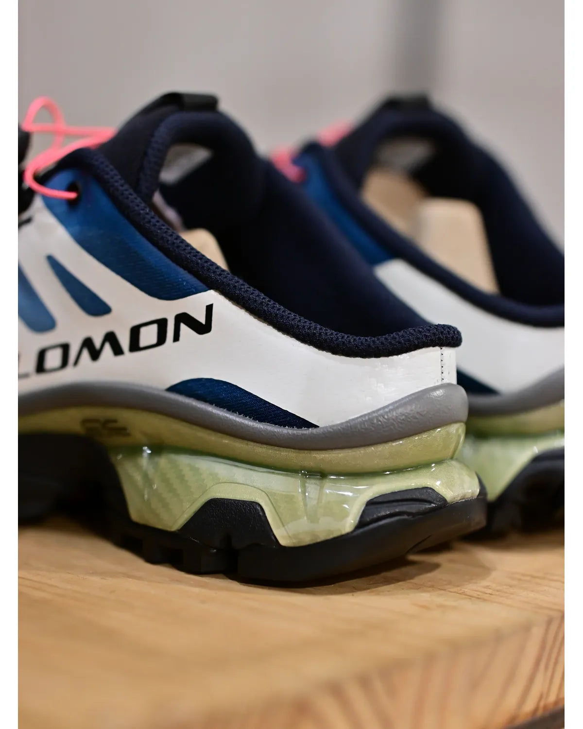 MM6 × SALOMON / XT-4 MULE (SH1WS0017P8163)