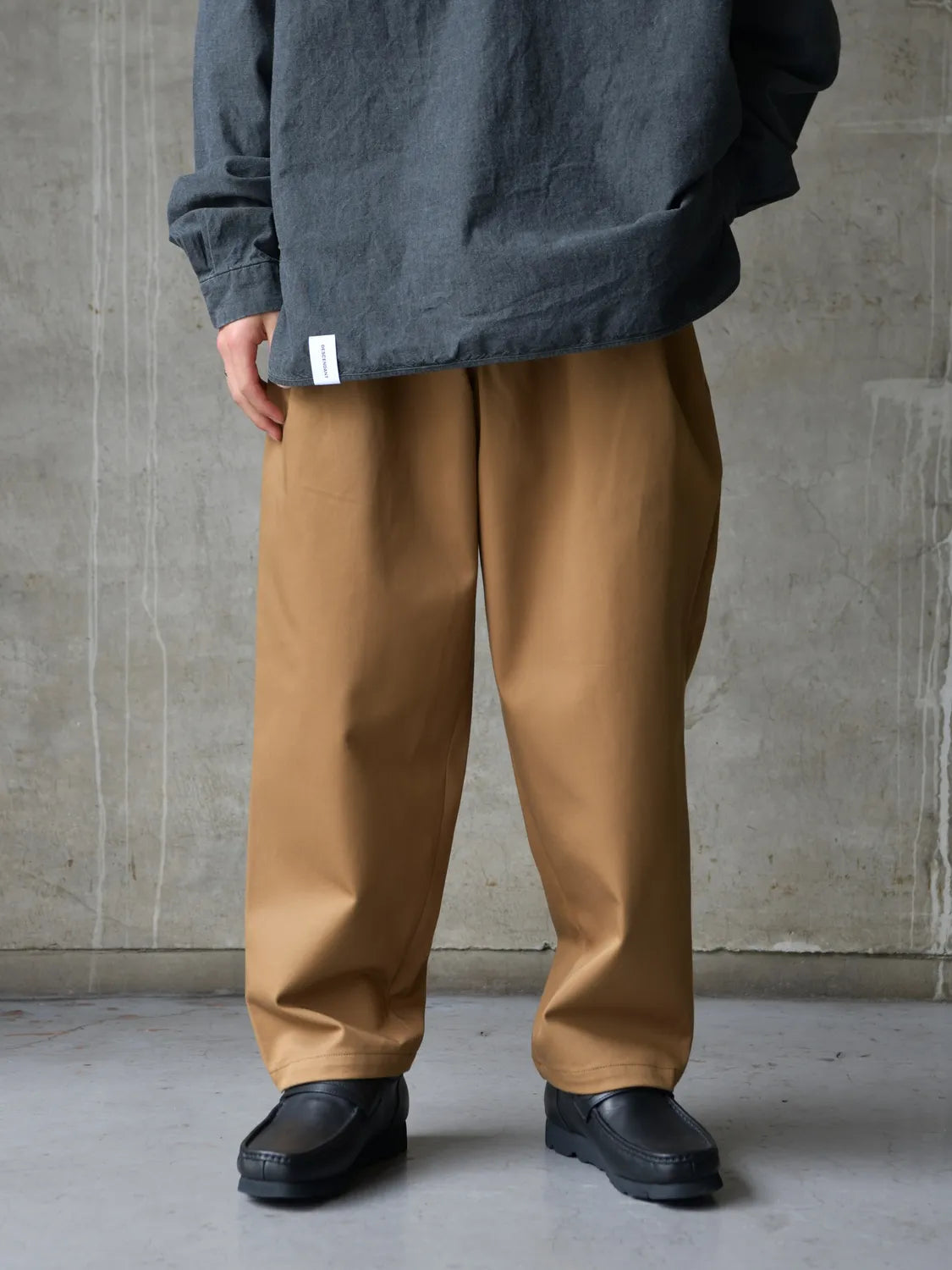 DC-3 ORGANIC COTTON TWILL TROUSERS – DESCENDANT