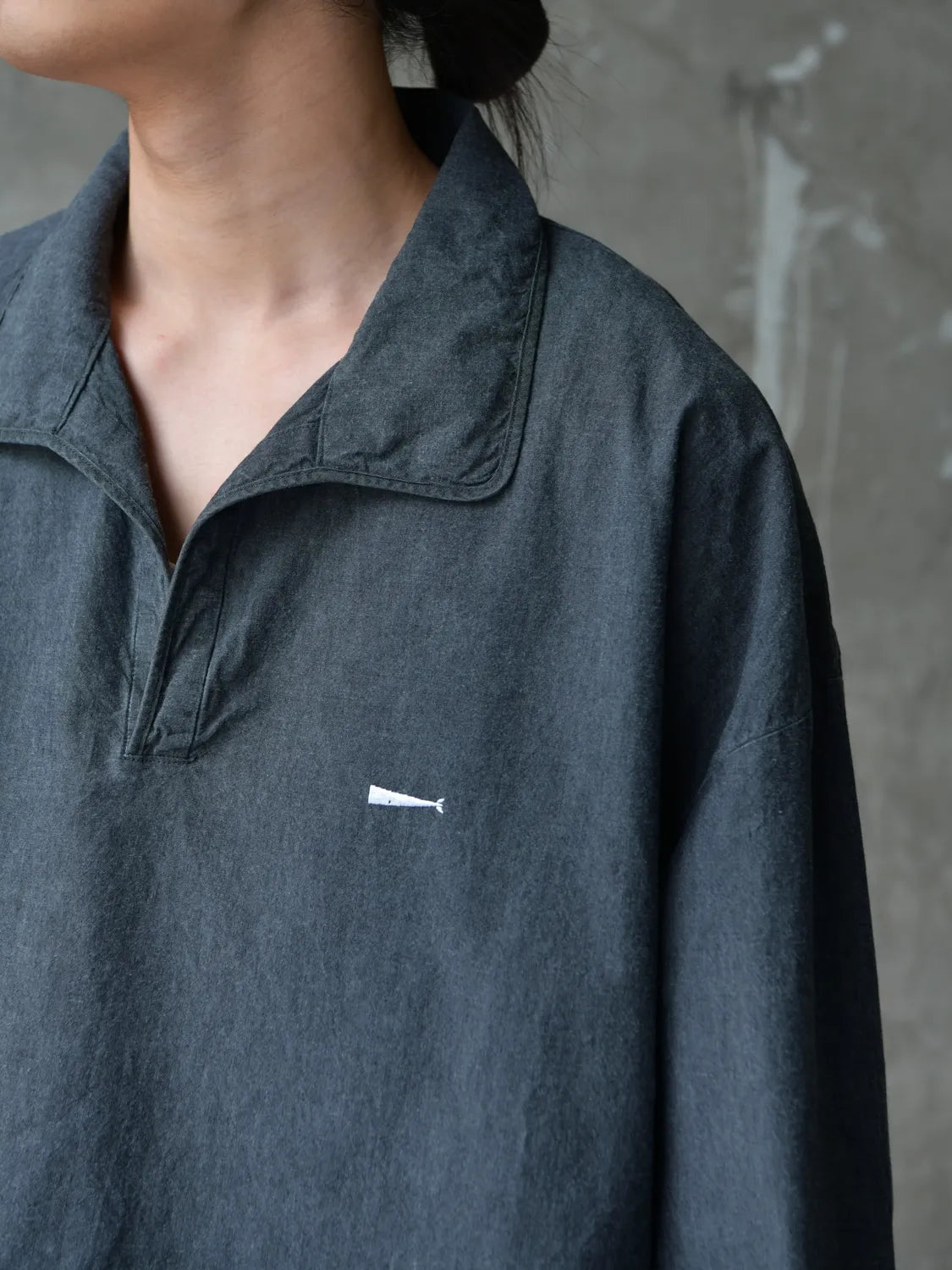 DESCENDANT / SALOON PULLOVER CHSMBRAY LS SHIRT (261CPDS-SHM04)