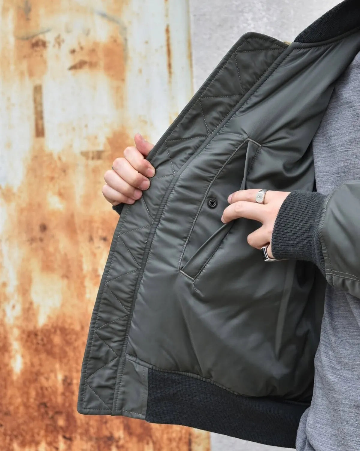 marka / MA-1 (M25C17BL01C)