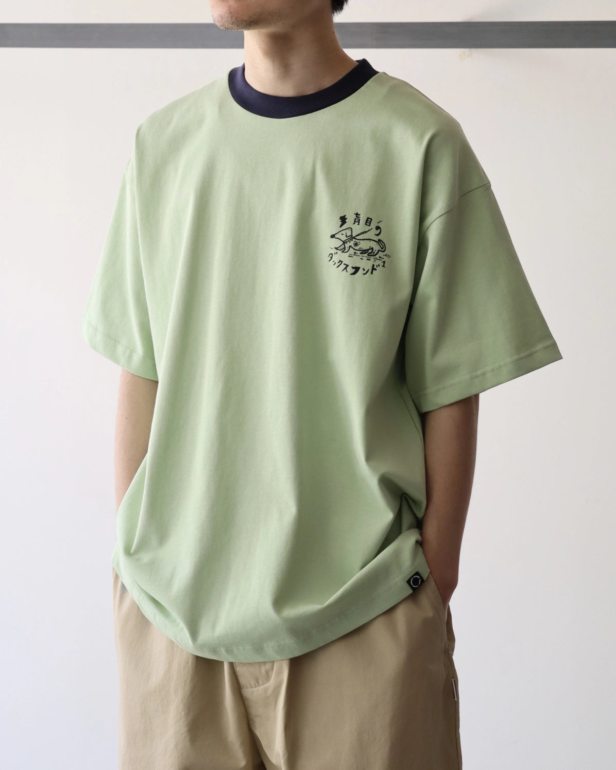 PHINGERIN / BLIND DACHSHUND T-SHIRT (PD-261-LCS-044)