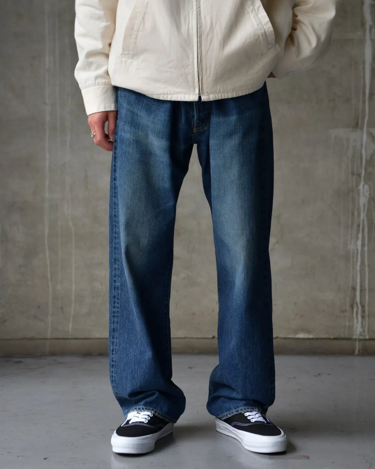 CHALLENGER / CLASSIC WASHED DENIM PANTS (CLG-PT 026-002)