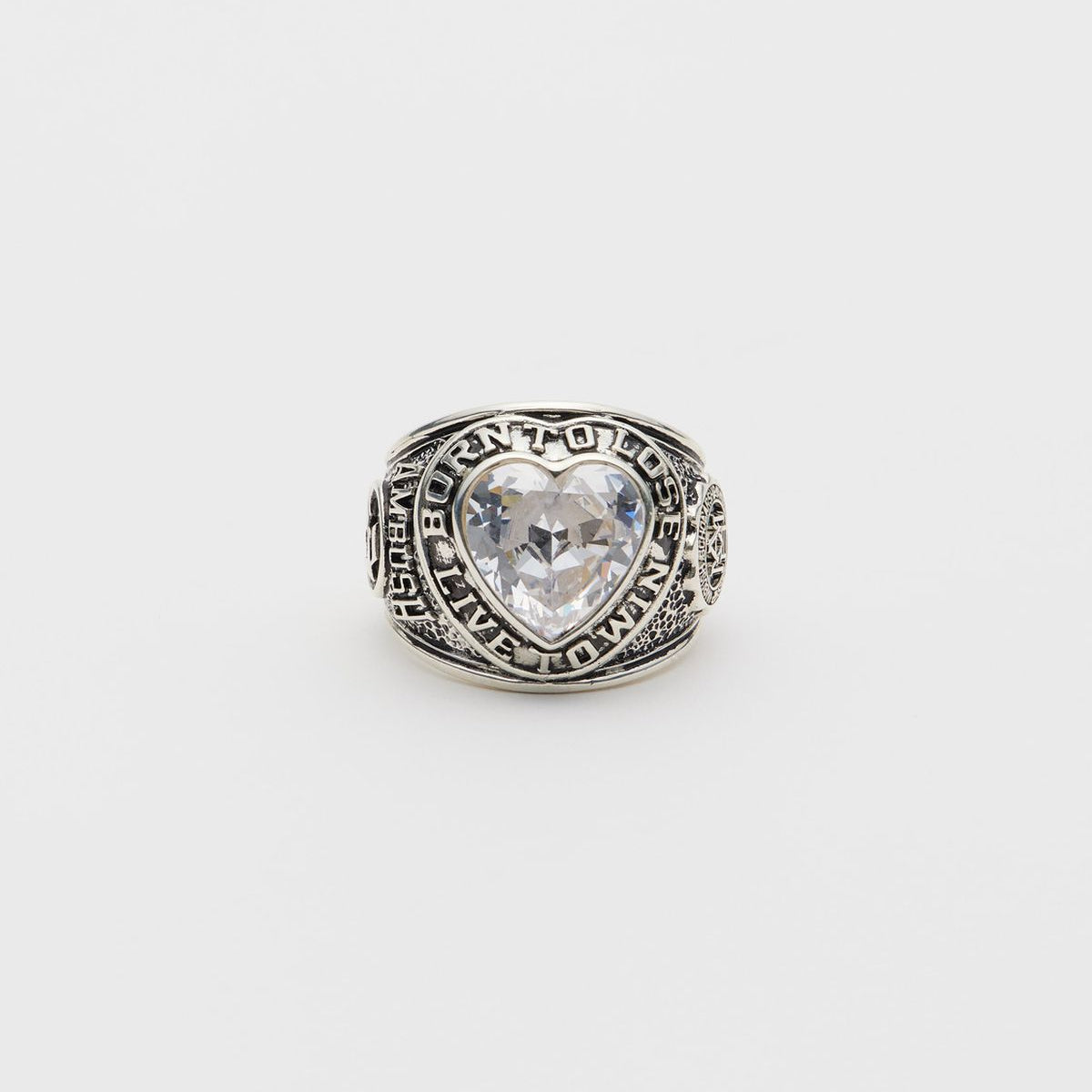 【AMBUSH】HEART CLASS RING Silver 国内発送・関税送料込 AMBUSH】HEART CLASS RING Silver 国内発送・関税送料込 (AMBUSH