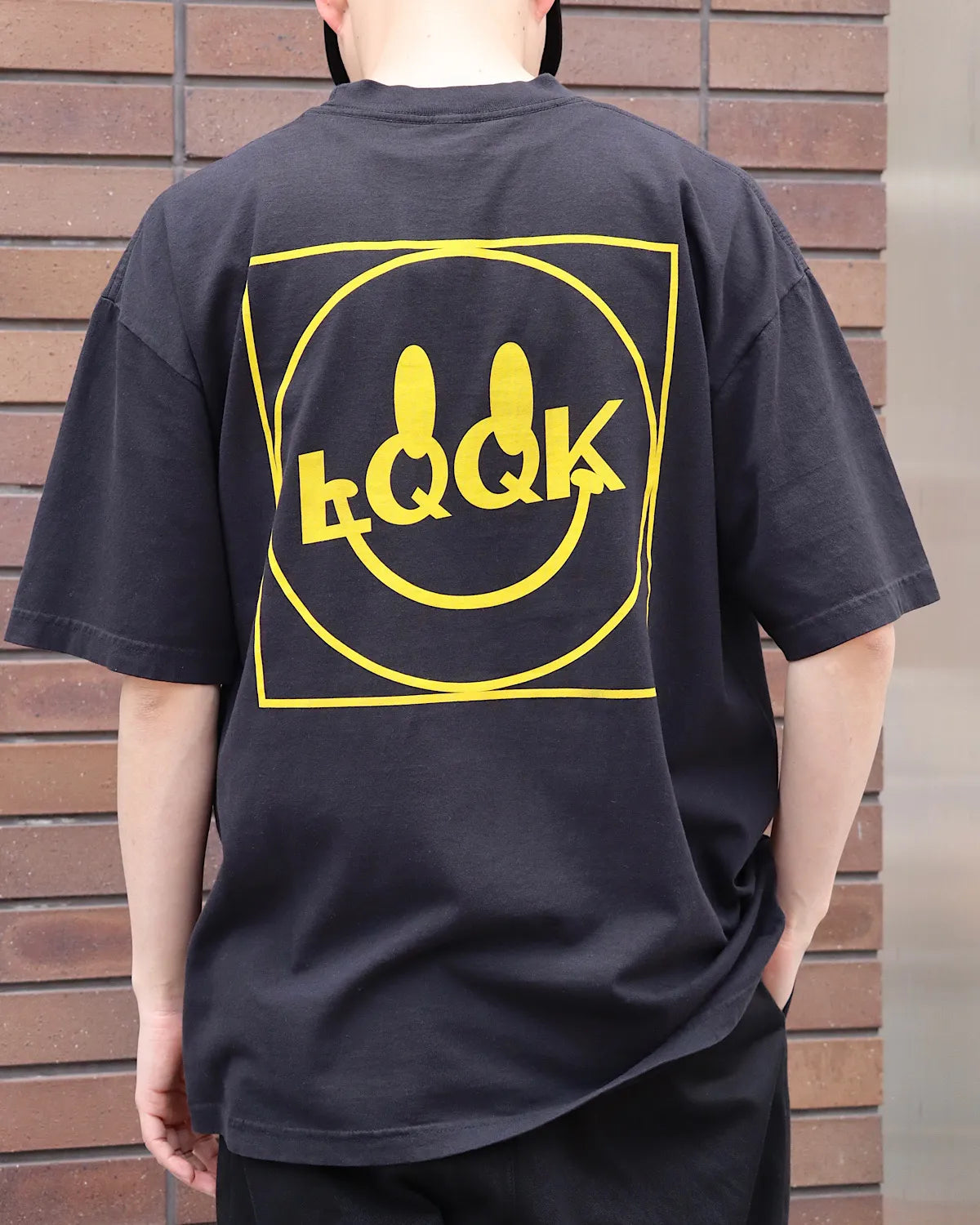 LQQK STUDIO / LQQK SMILEY LOGO POCKET TEE (LQS26ST12)
