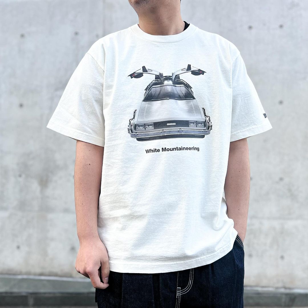 White Mountaineering（ホワイトマウンテニアリング） / DELOREAN T